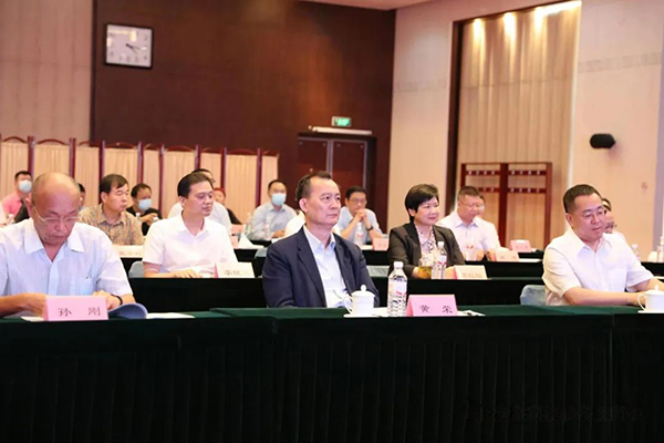 頂立科技董事長(zhǎng)戴煜當(dāng)選全聯(lián)科技裝備業(yè)商會(huì)常務(wù)會(huì)長(zhǎng) (2).jpg 頂立科技董事長(zhǎng)戴煜當(dāng)選全聯(lián)科技裝備業(yè)商會(huì)常務(wù)會(huì)長(zhǎng) (2).jpg