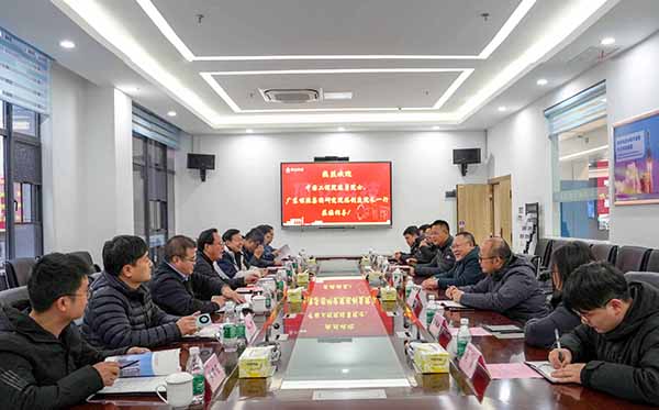 中國工程院陳勇院士蒞臨頂立科技考察指導(dǎo) (6).JPG 中國工程院陳勇院士蒞臨頂立科技考察指導(dǎo) (6).JPG